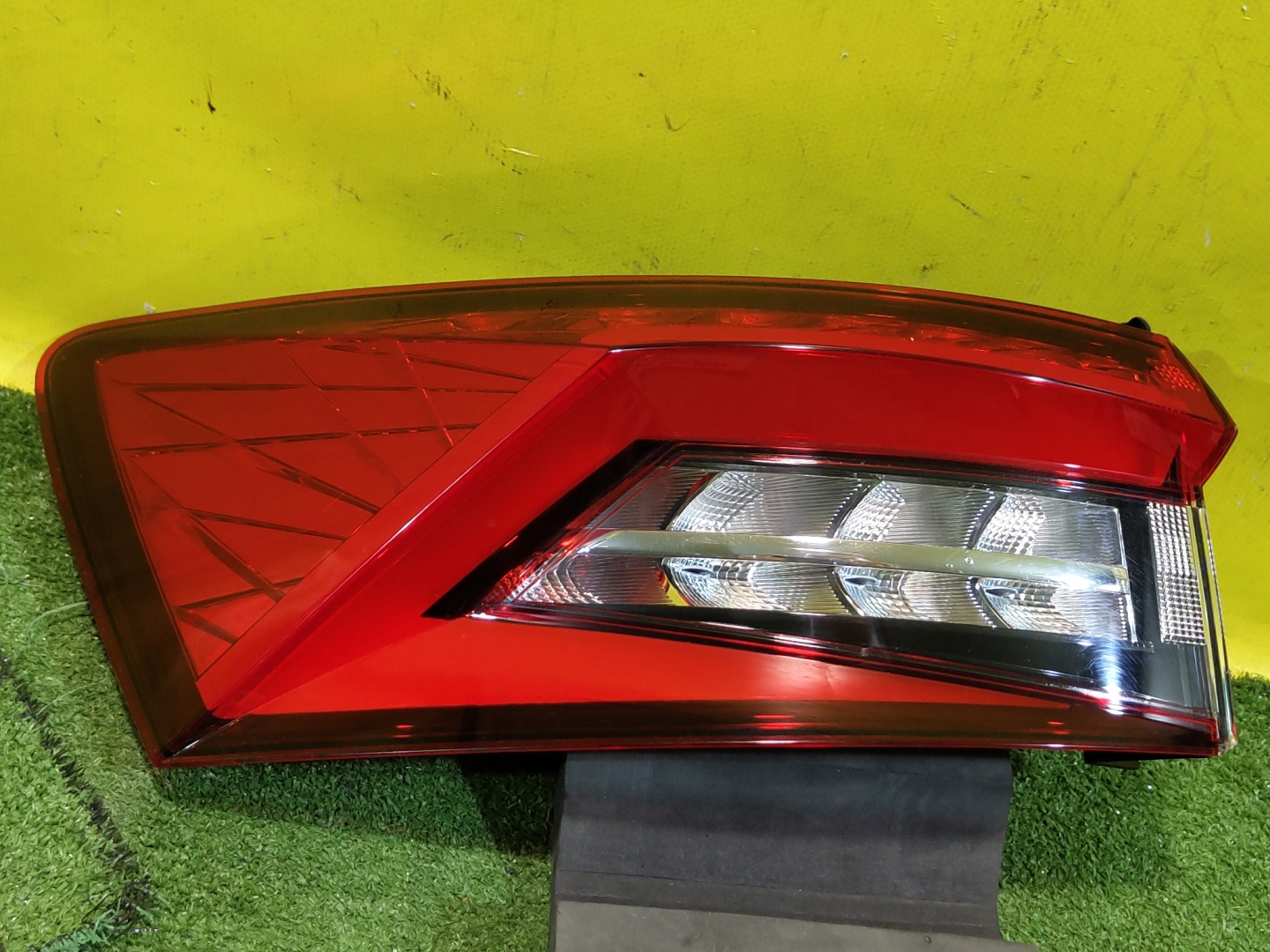 Skoda  Kodiaq 2016  для Фонарь задний наружный левый