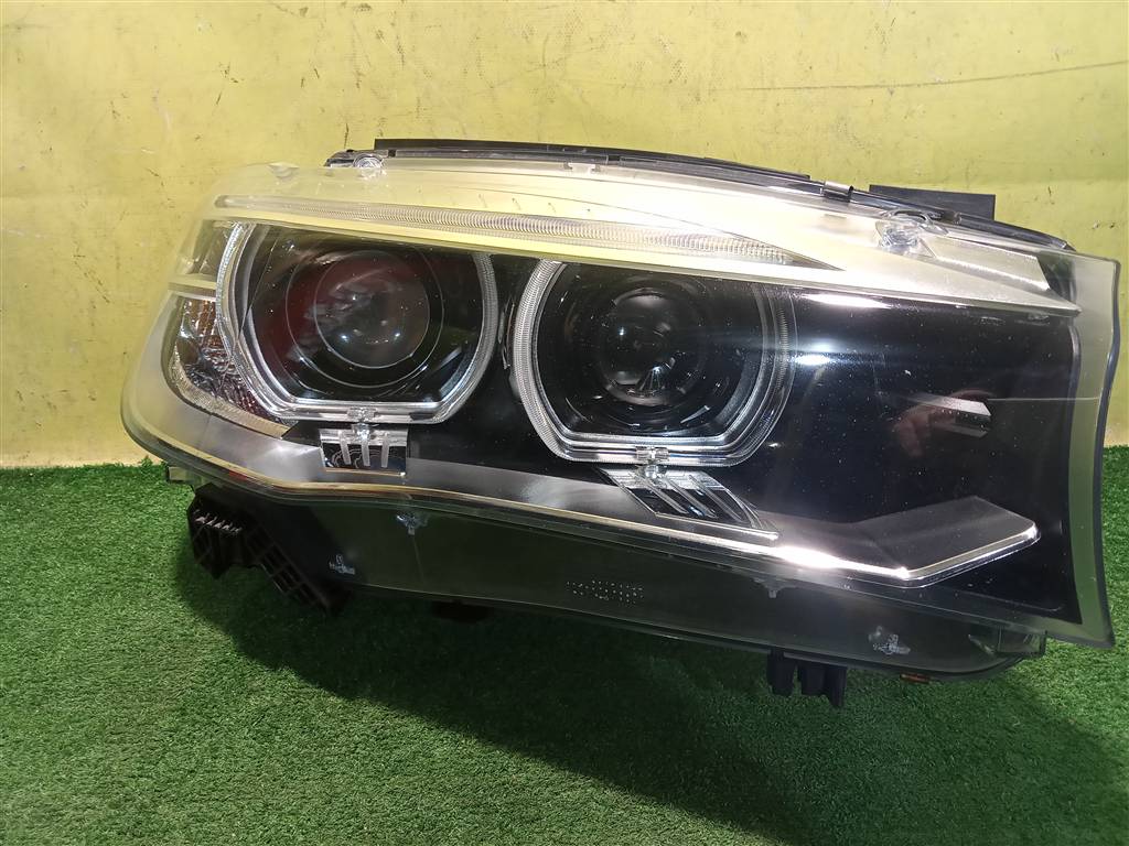 BMW X5 F15 2013 для Фара правая