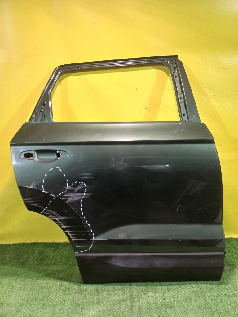 Skoda  Karoq  2017 для Дверь задняя правая