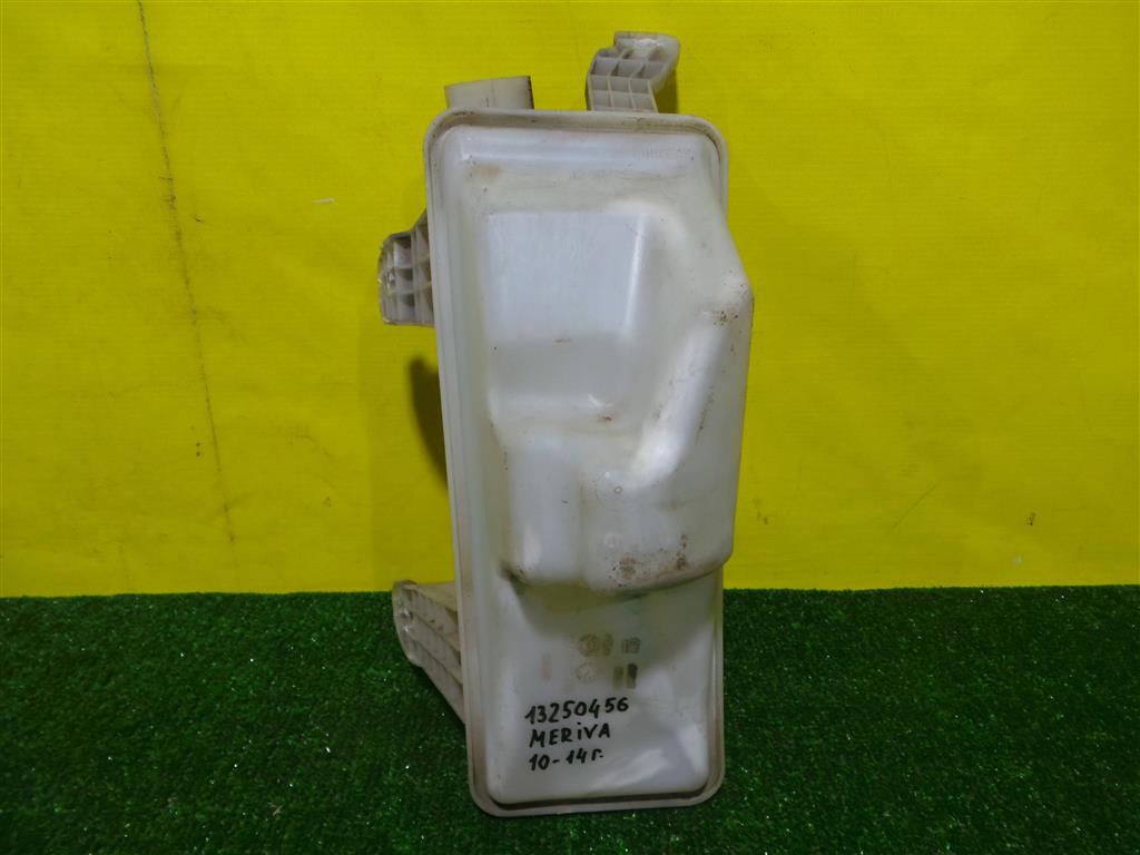Opel Meriva B 2010 для Бачок омывателя лобового стекла