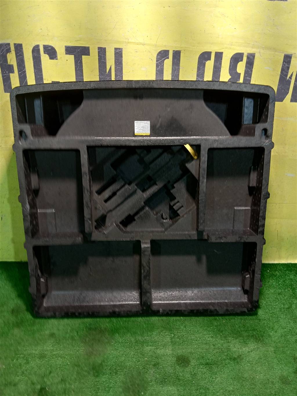 Geely  Coolray SX11 2018 для Ящик для инструментов