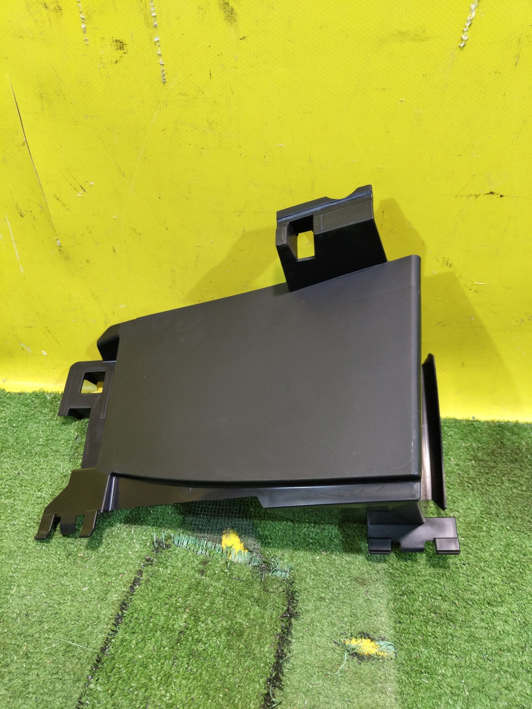 Renault Kaptur 2016  для Дефлектор радиатора