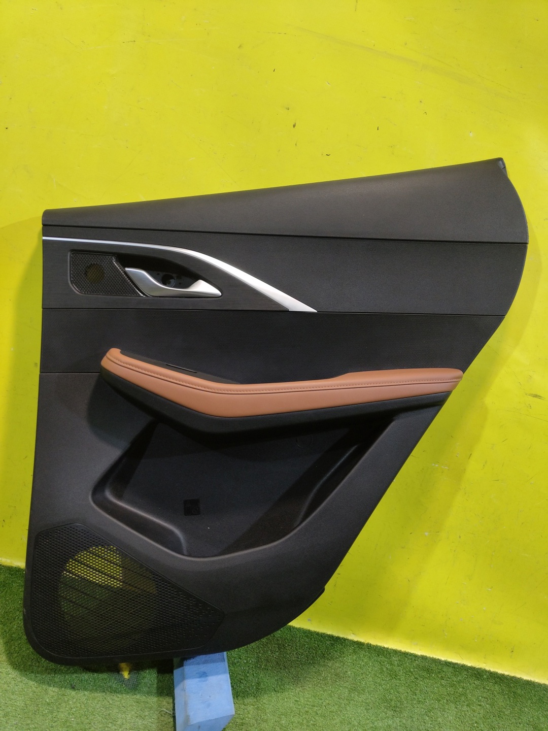 Chery Omoda C5 2021 для Обшивка двери задней правой