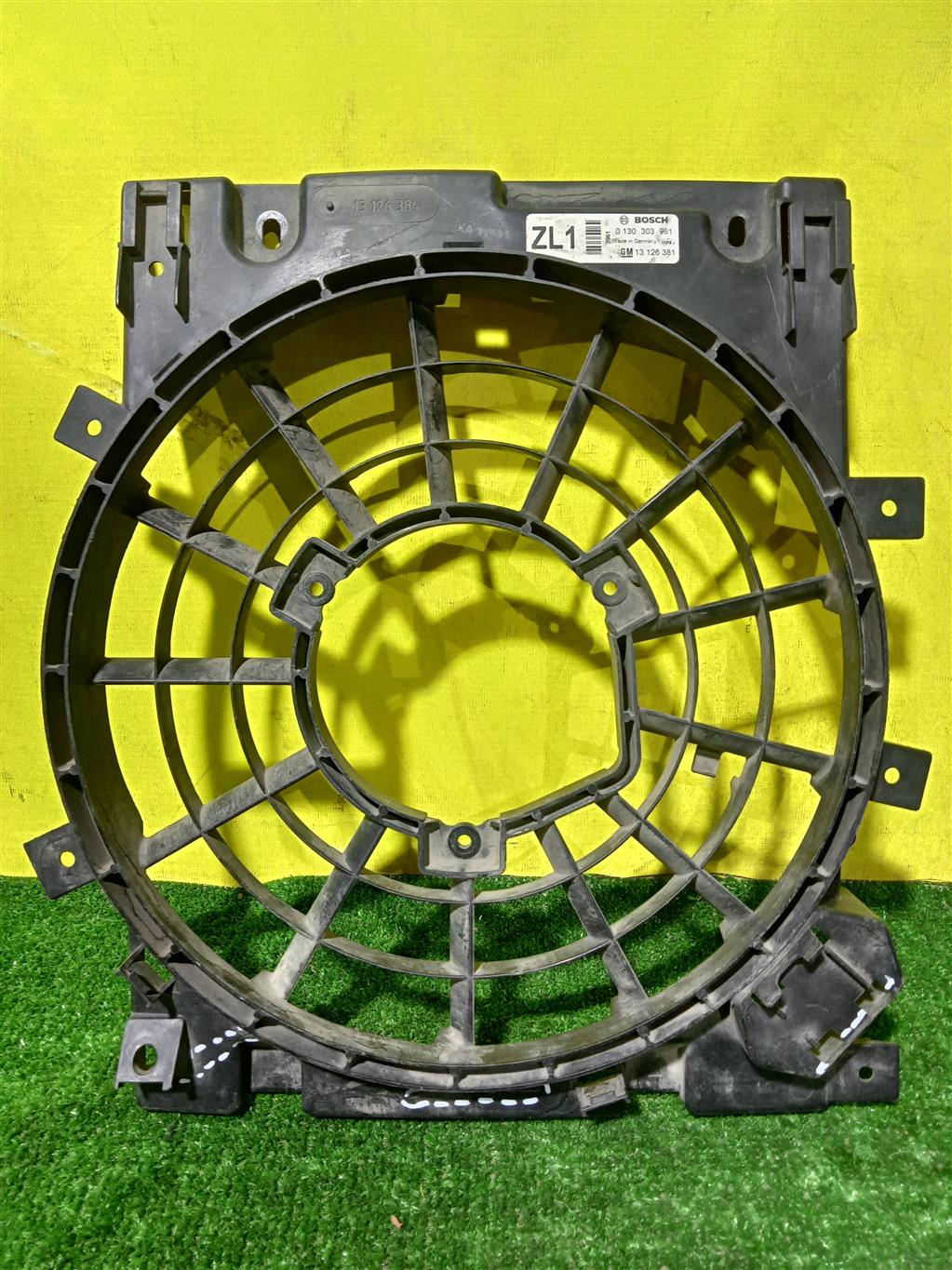 Opel Zafira B 2005 для Диффузор вентилятора