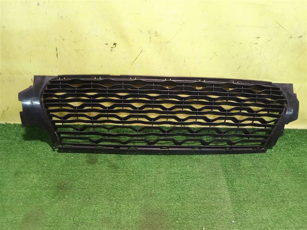 Renault Duster 2020 для Решетка в бампер нижняя