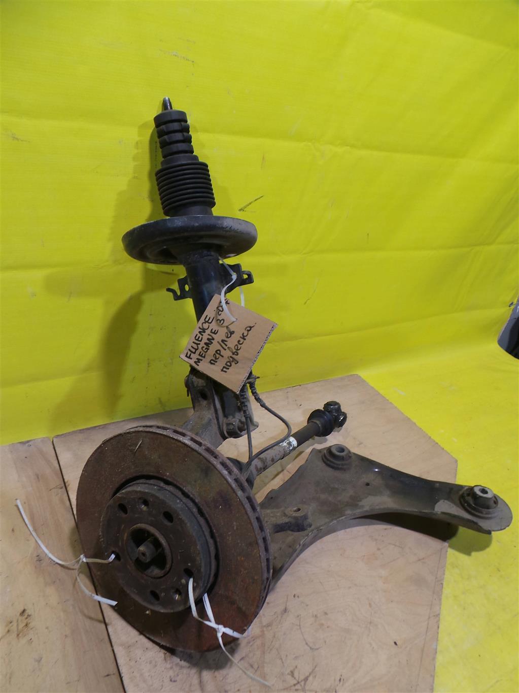 Renault Megane III 2009  для Спойлер крышки багажника