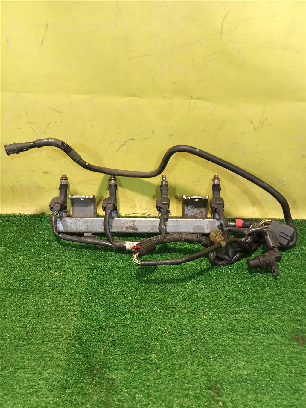 Mazda 3 BL 2008 для Рейка топливная (рампа)