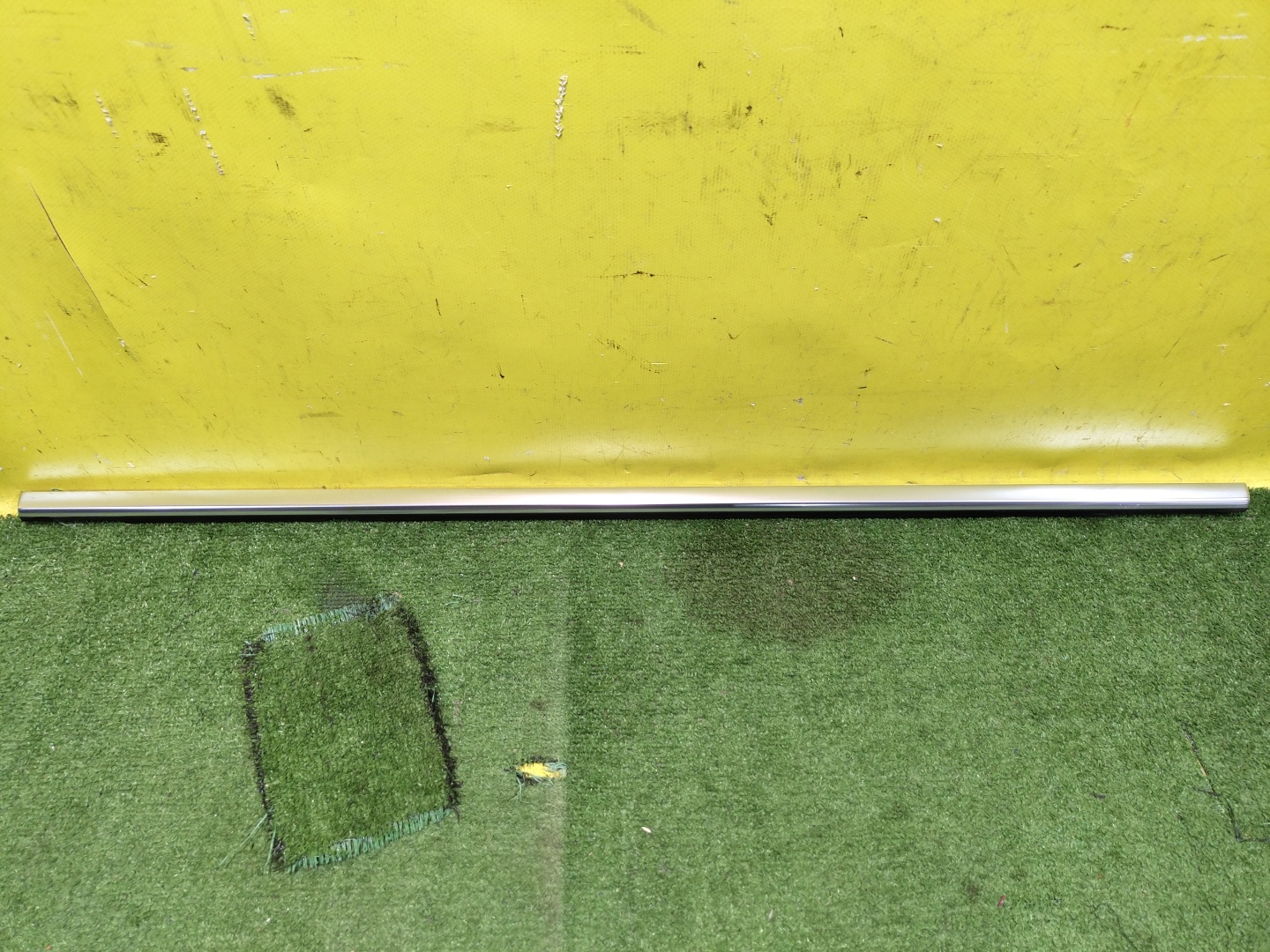 Tank 500 2021 для Молдинг стекла