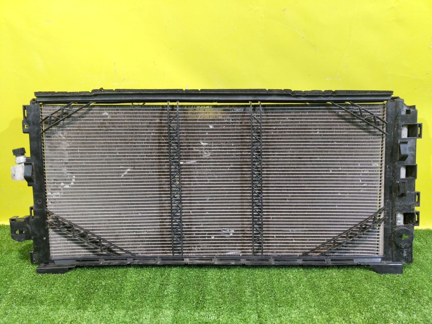 Geely  Monjaro (KX-11) 2022 для Радиатор кондиционера