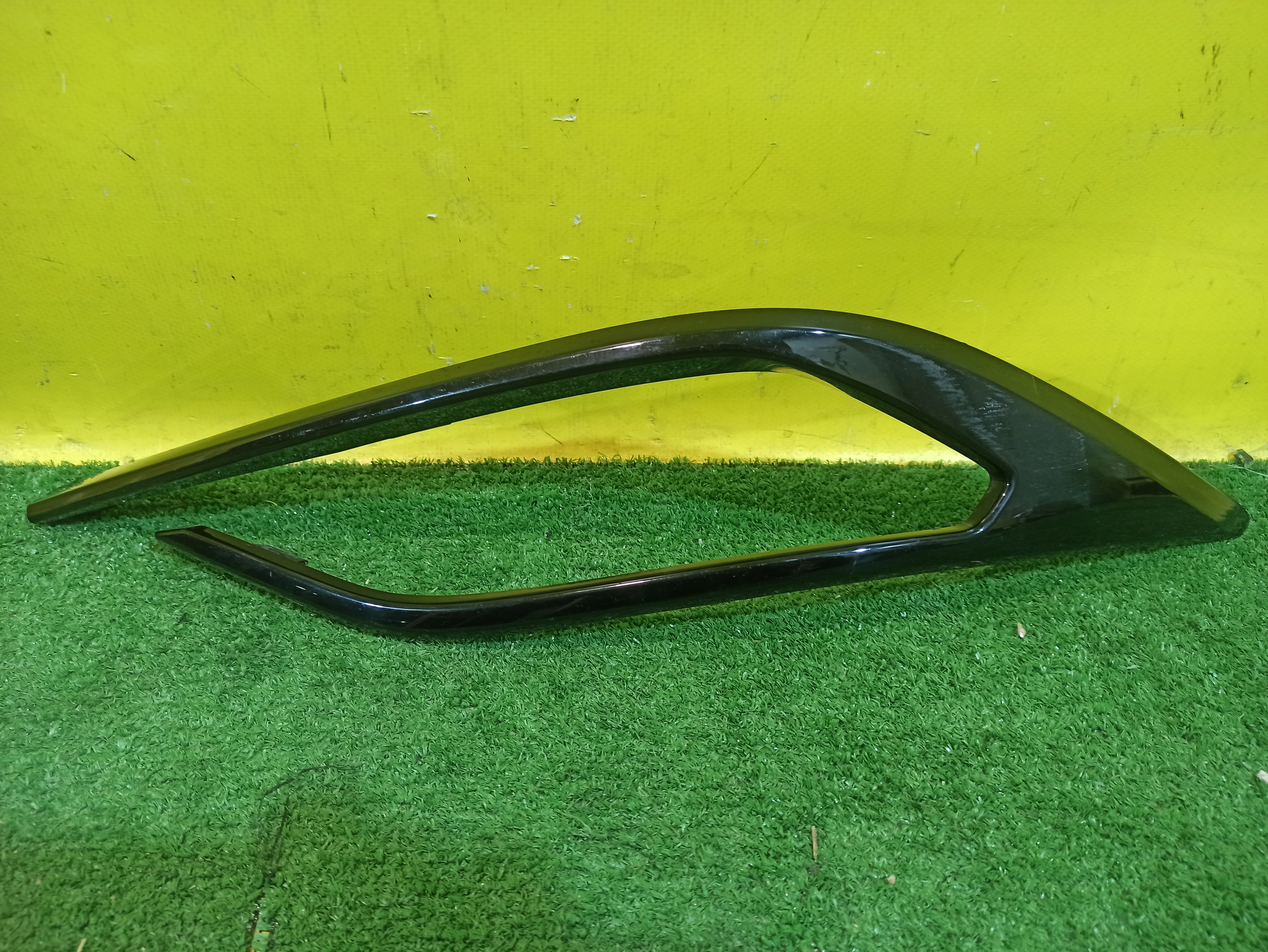 Audi Q8 2019 для Накладка заднего бампера правая