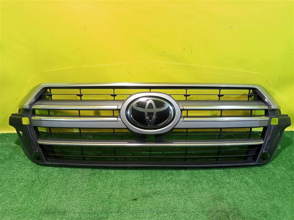 Toyota Land Cruiser (200) 2015> для Решетка радиатора
