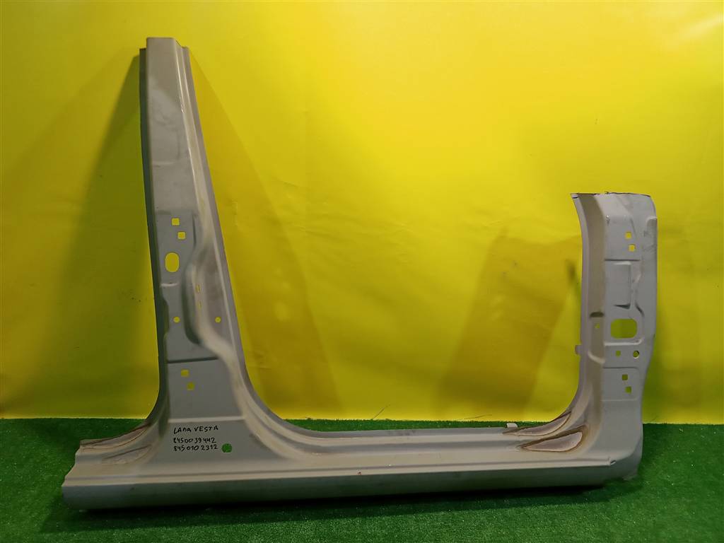 Lada Vesta 2015- для Порог со стойкой правый
