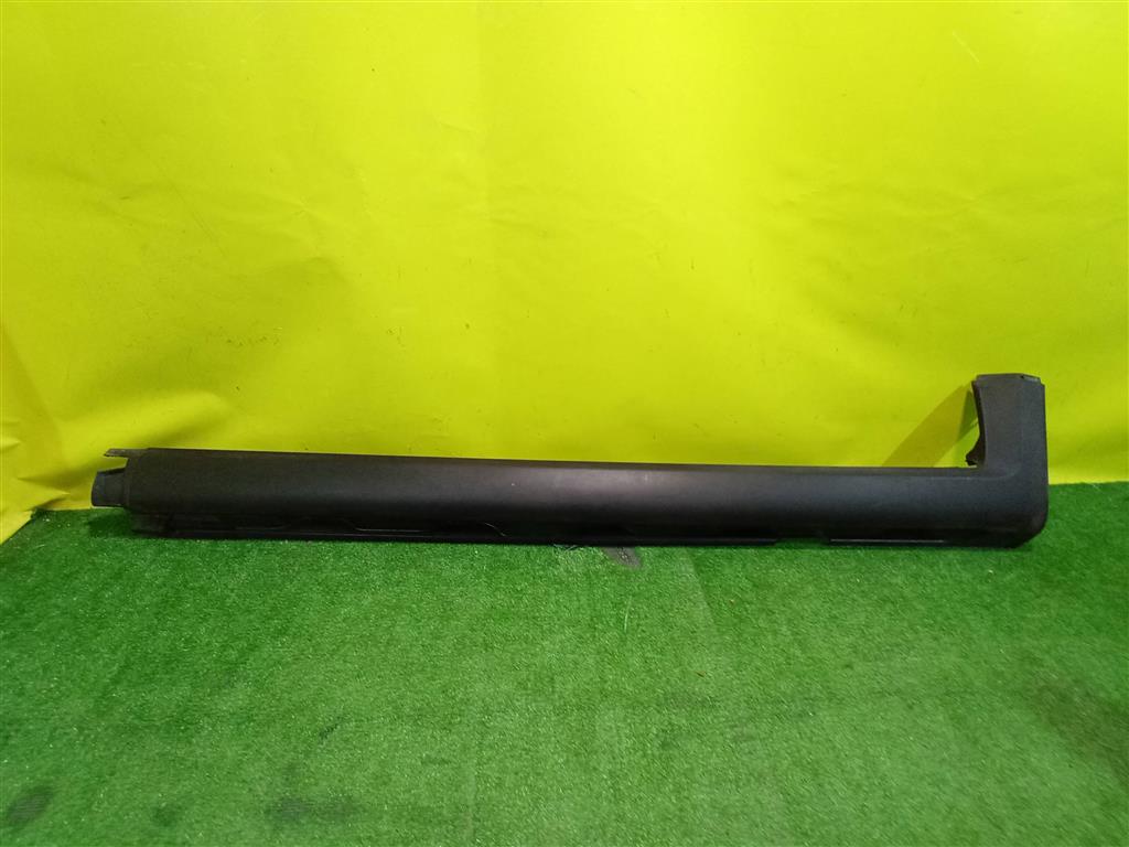 Volvo XC70 2007 для Накладка порога правая