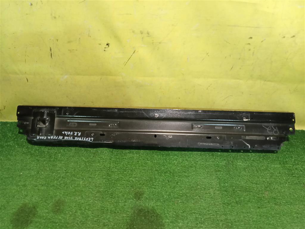 Land Rover Range Rover Velar L560 2017 для Усилитель переднего бампера