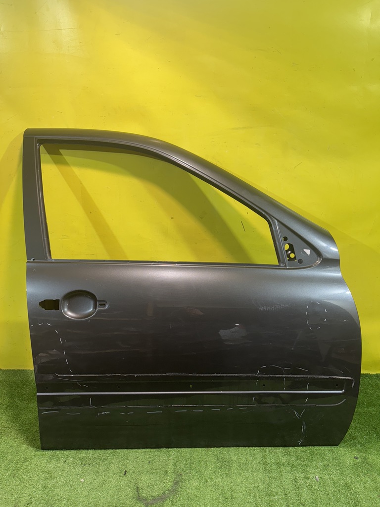 Lada Granta Cross 2018- для Дверь передняя правая