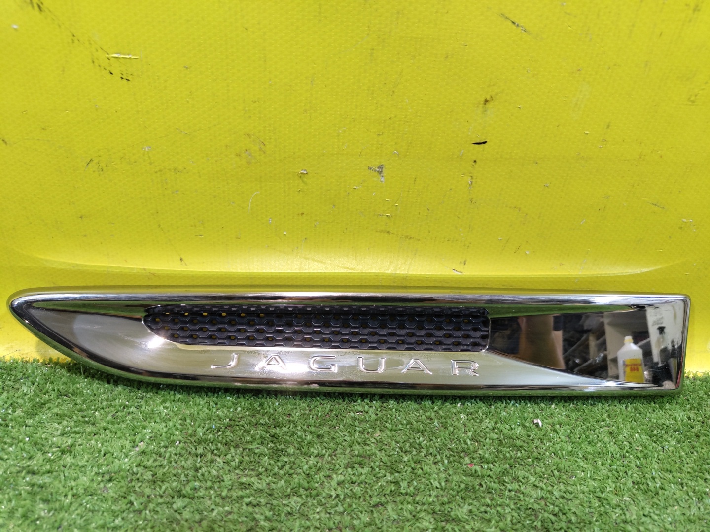 Jaguar XF 2 (X260) 2015 для Накладка крыла переднего левого