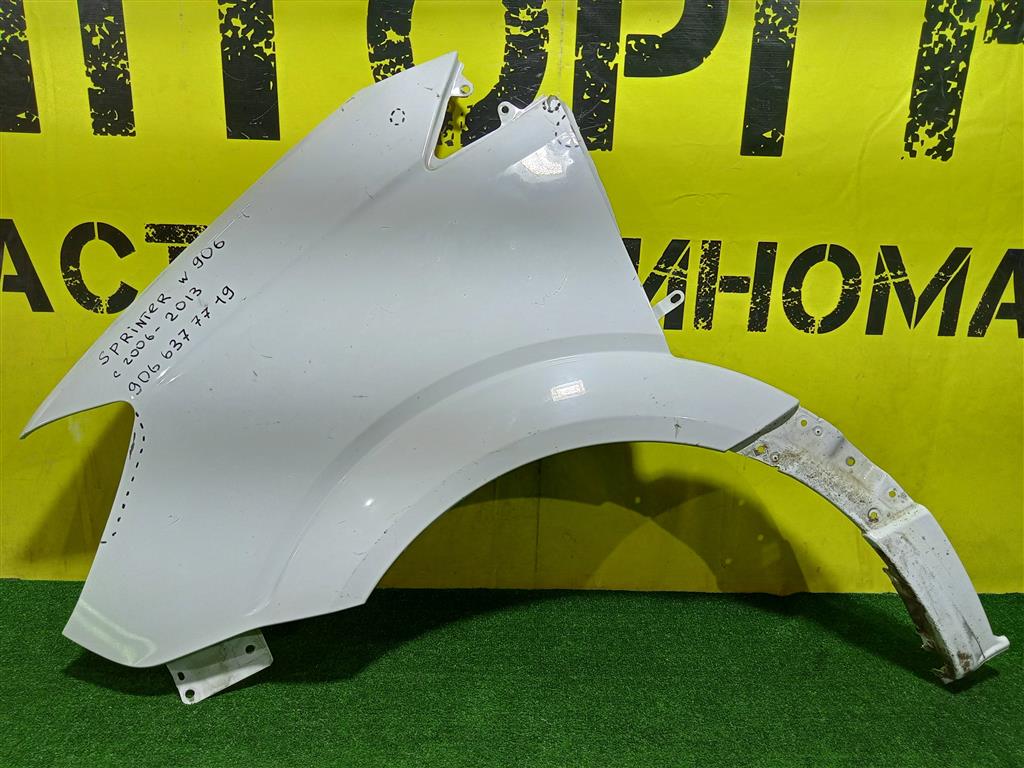 MERСEDES BENZ Sprinter W906 2006 для Крыло переднее левое