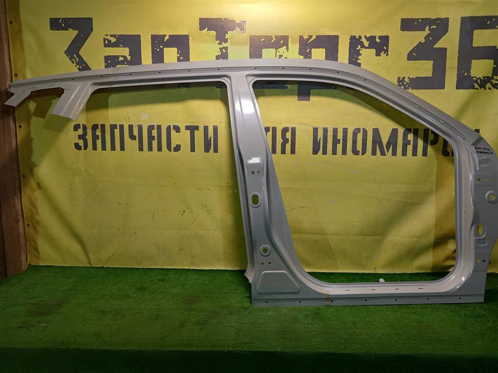 Geely  Atlas 2016  для Боковина кузова правая