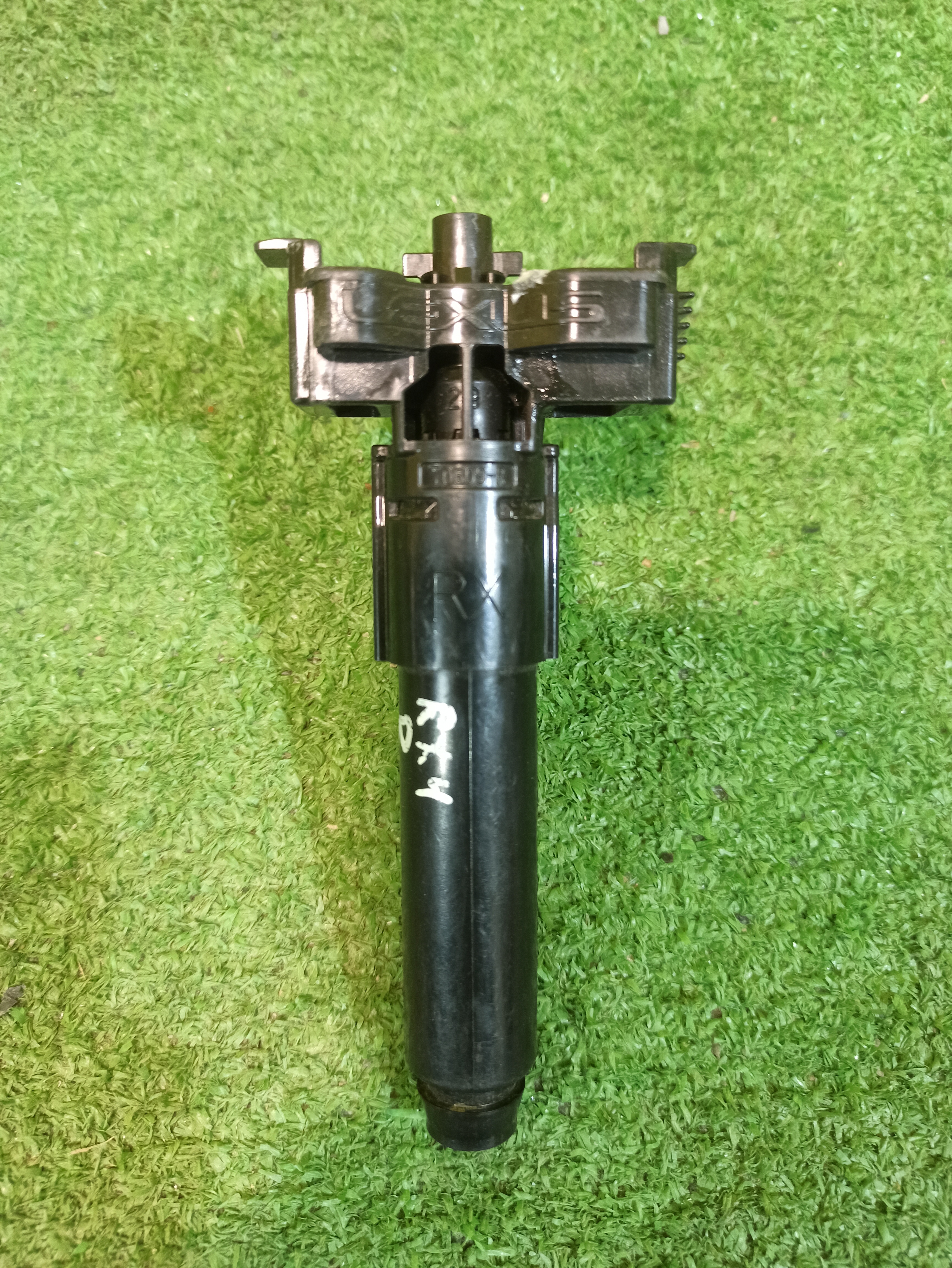 Lexus RX 2015 для Форсунка омывателя фары