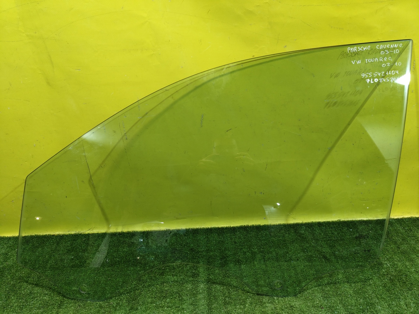 Volkswagen  Touareg GP 2002 для Стекло двери передней левой