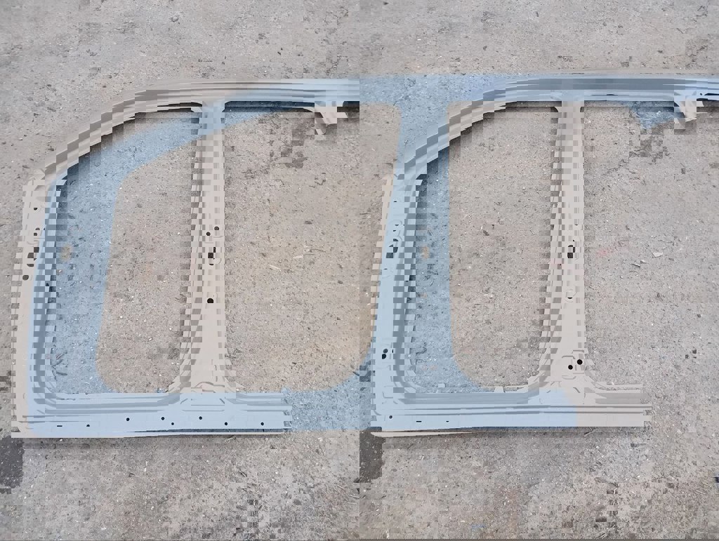 Tank 500 2021 для Боковина кузова левая