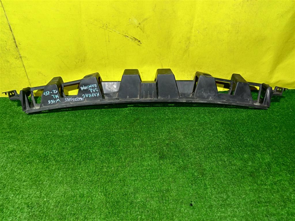 MERСEDES BENZ ML-Class (w166) 2011 для Кронштейн заднего бампера центральный