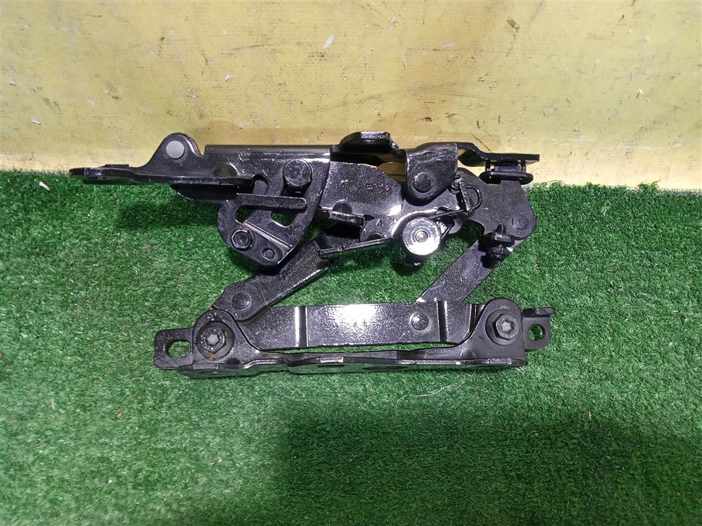 MERСEDES BENZ S-Class (W222) 2013 для Петля капота левая