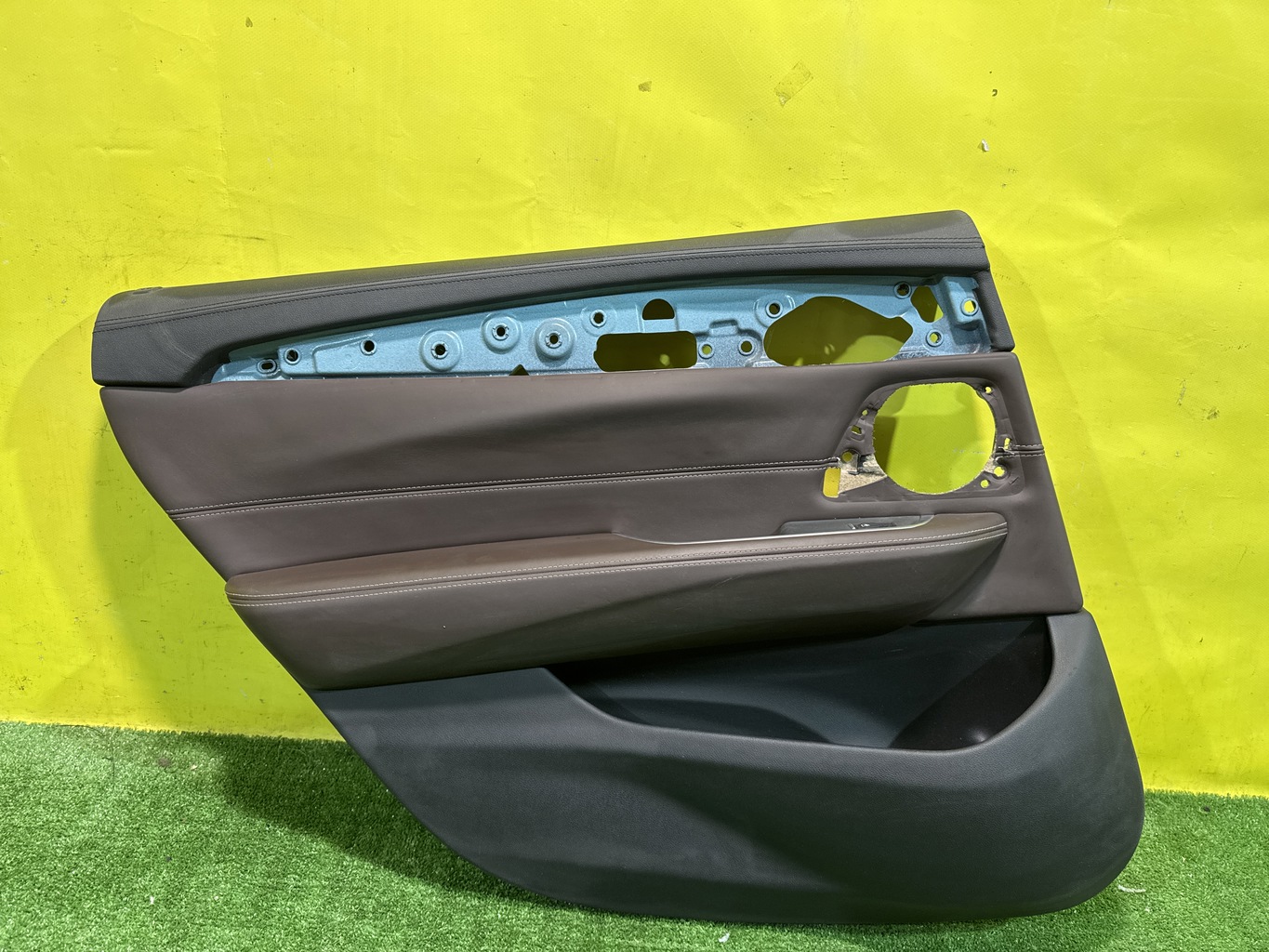 BMW 6 серия (Gran Turismo) G32 2017 для Обшивка двери задней левой