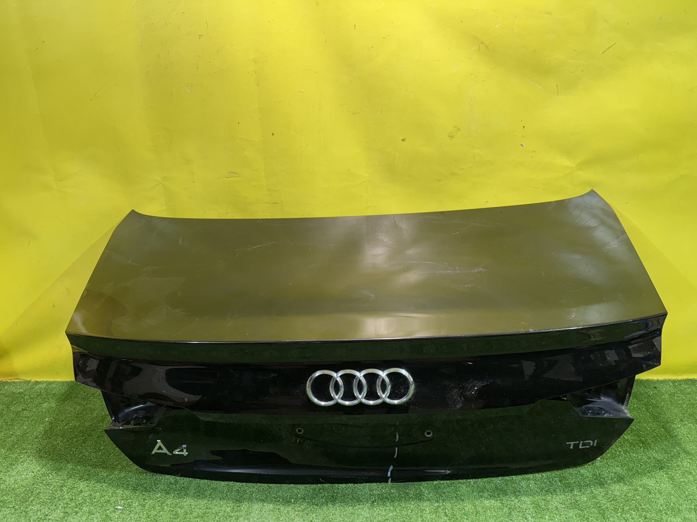 Audi A4 (B9) 2015 для Крышка багажника