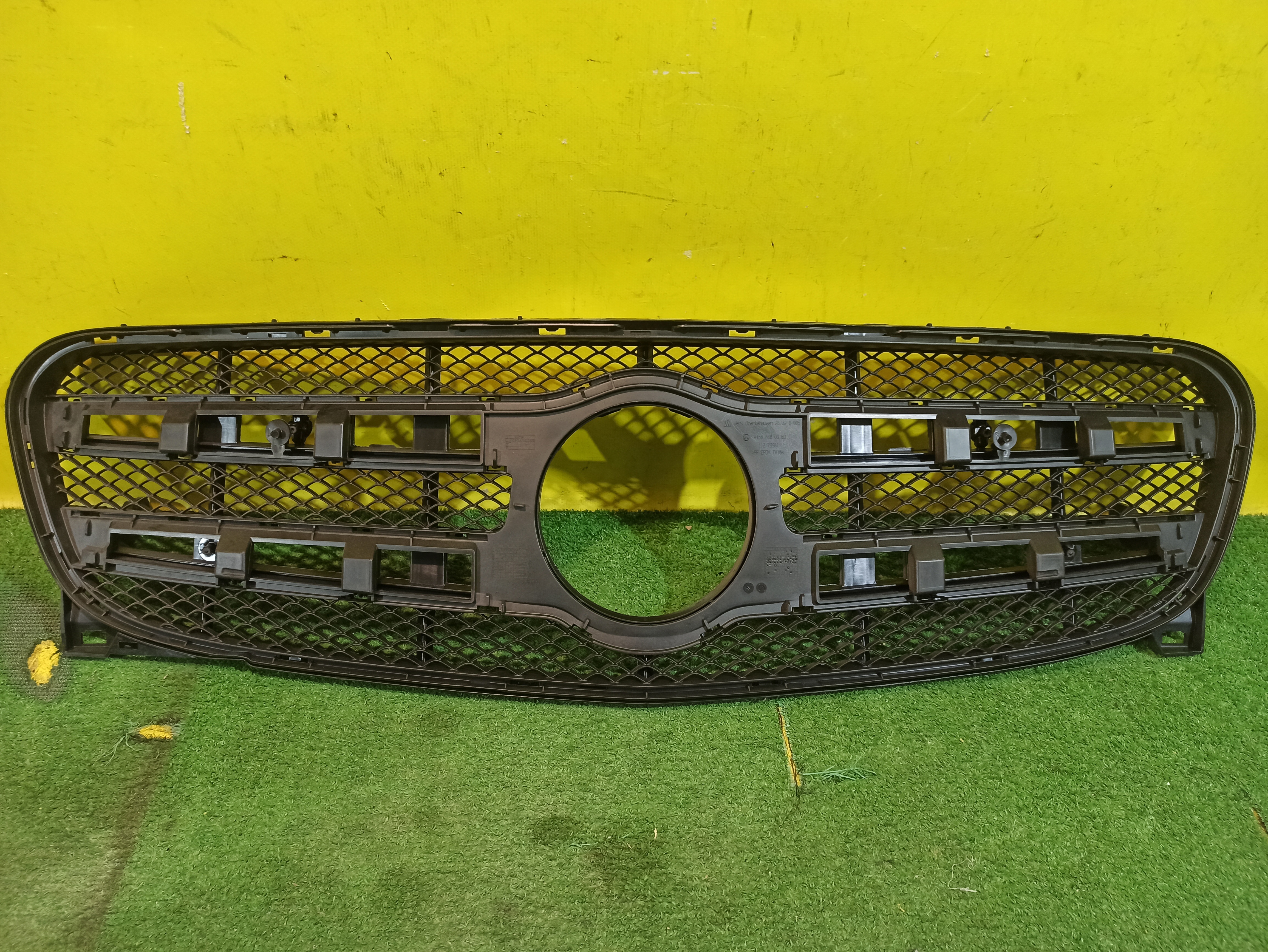 MERСEDES BENZ GLA-Class (X156) 2013 для Решетка радиатора