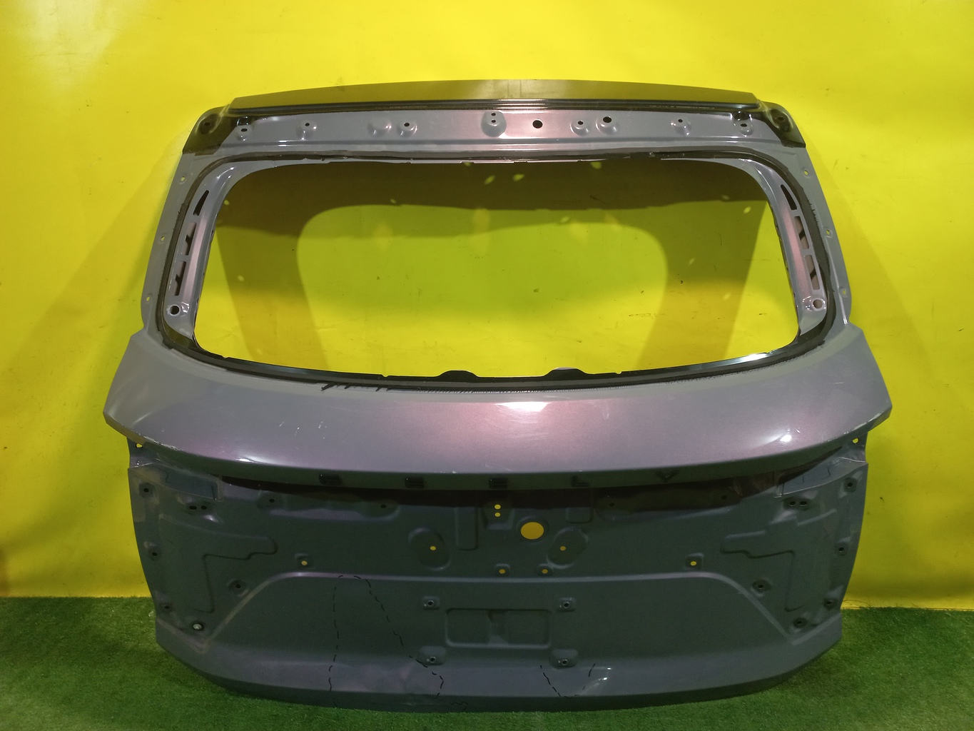 Geely  Coolray SX11 2023 для Дверь багажника