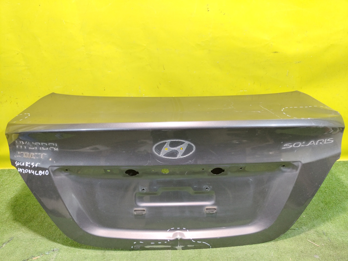 Hyundai Solaris 2010 для Крышка багажника