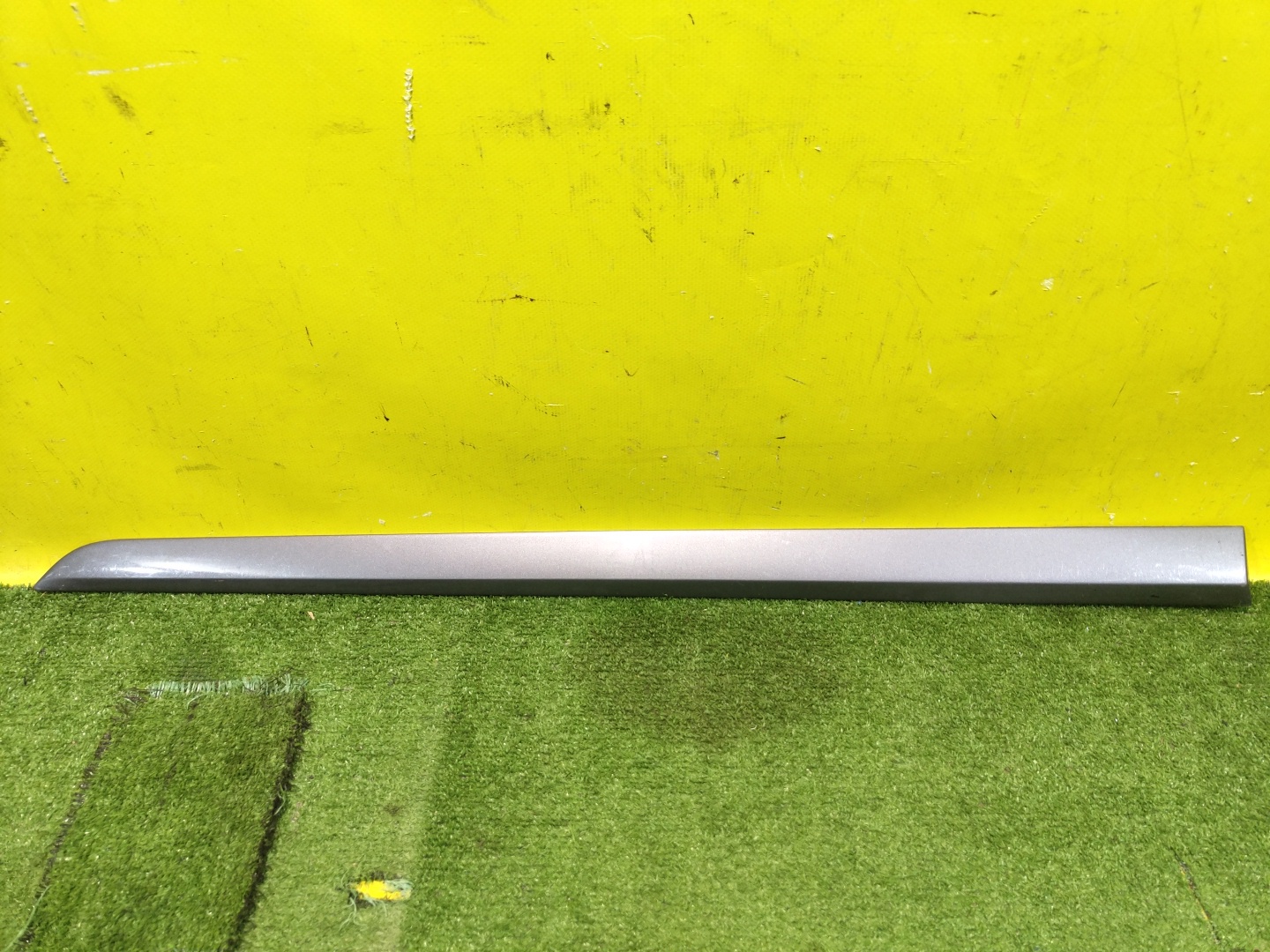 Opel Astra H 2004 для Накладка двери передней левой