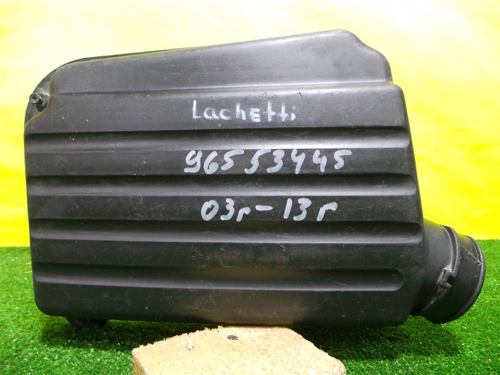 Chevrolet Lacetti 2004 для Корпус воздушного фильтра