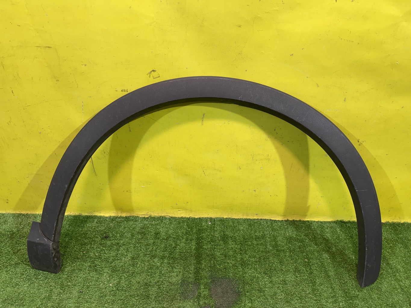 Audi Q3 (8U) 2012  для Арка переднего правого крыла