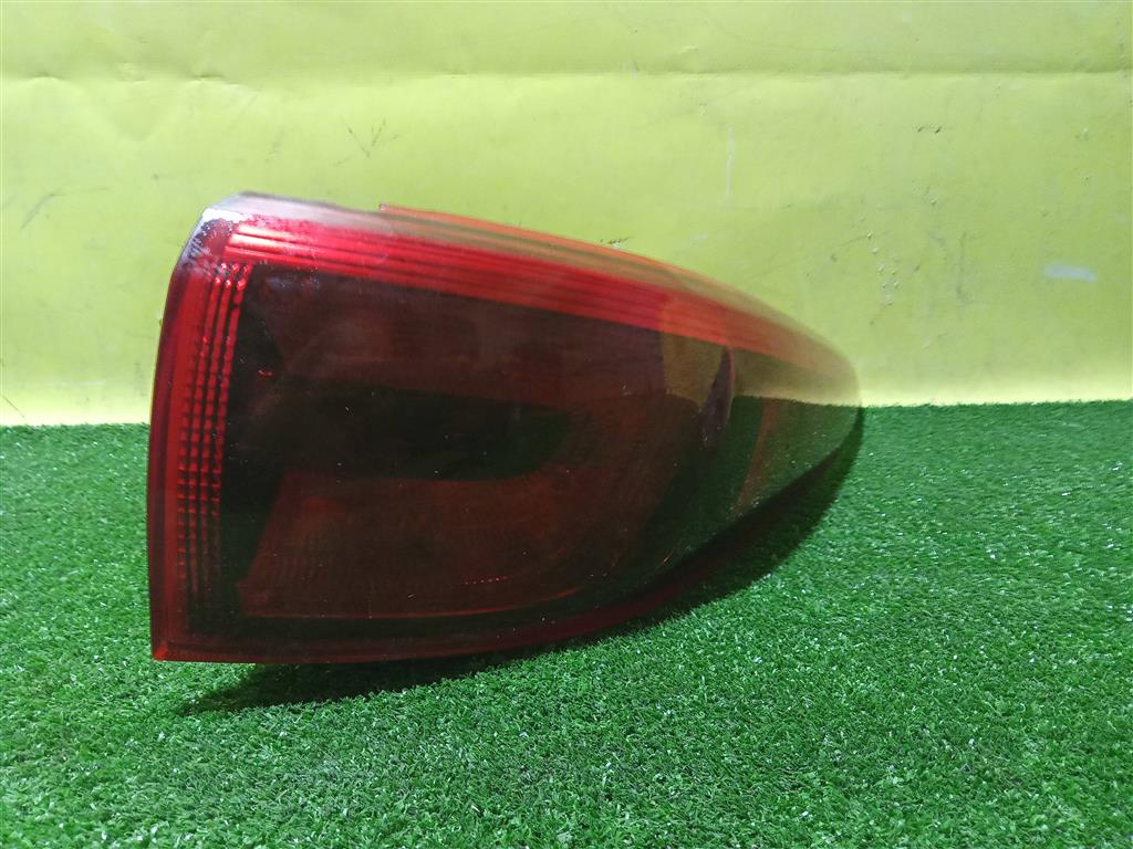 Kia Sportage 4 QL 2016 для Фонарь задний наружный правый