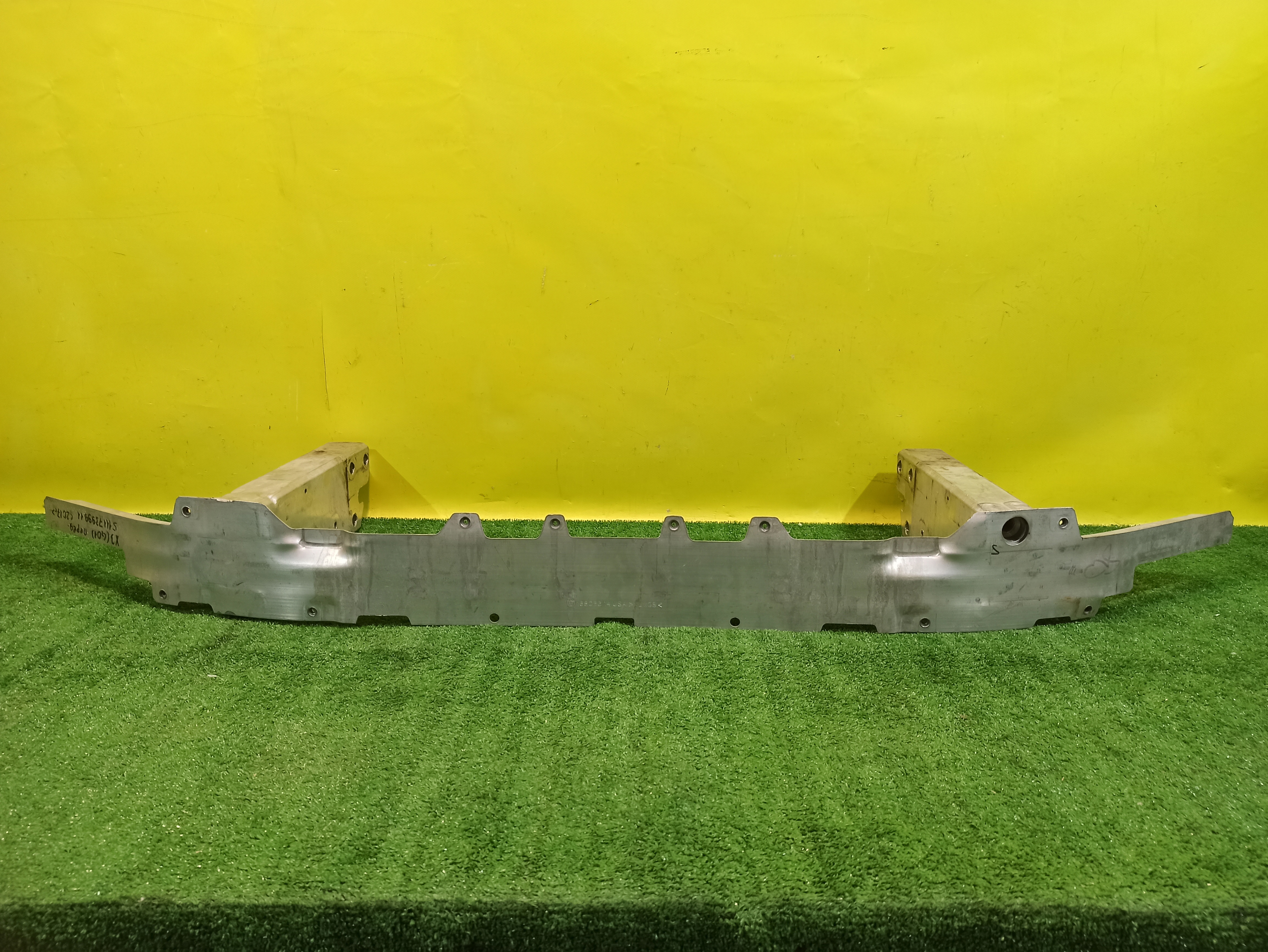 BMW X3 G01 2017 для Усилитель переднего бампера