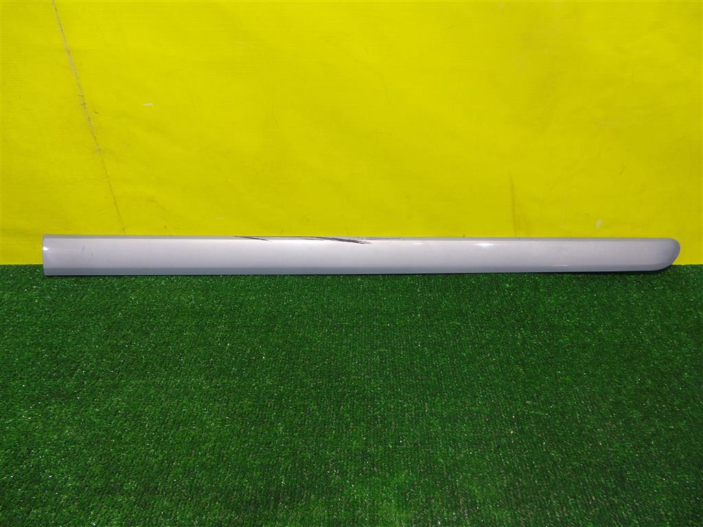 Opel Zafira B 2005 для Накладка двери передней левой