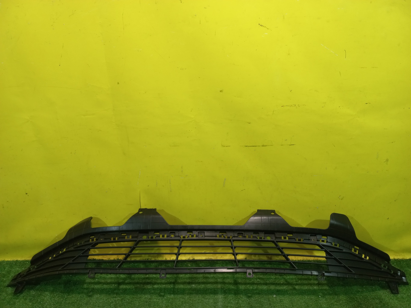 Hyundai Tucson (NX4) 2020 для Решетка в бампер центральная