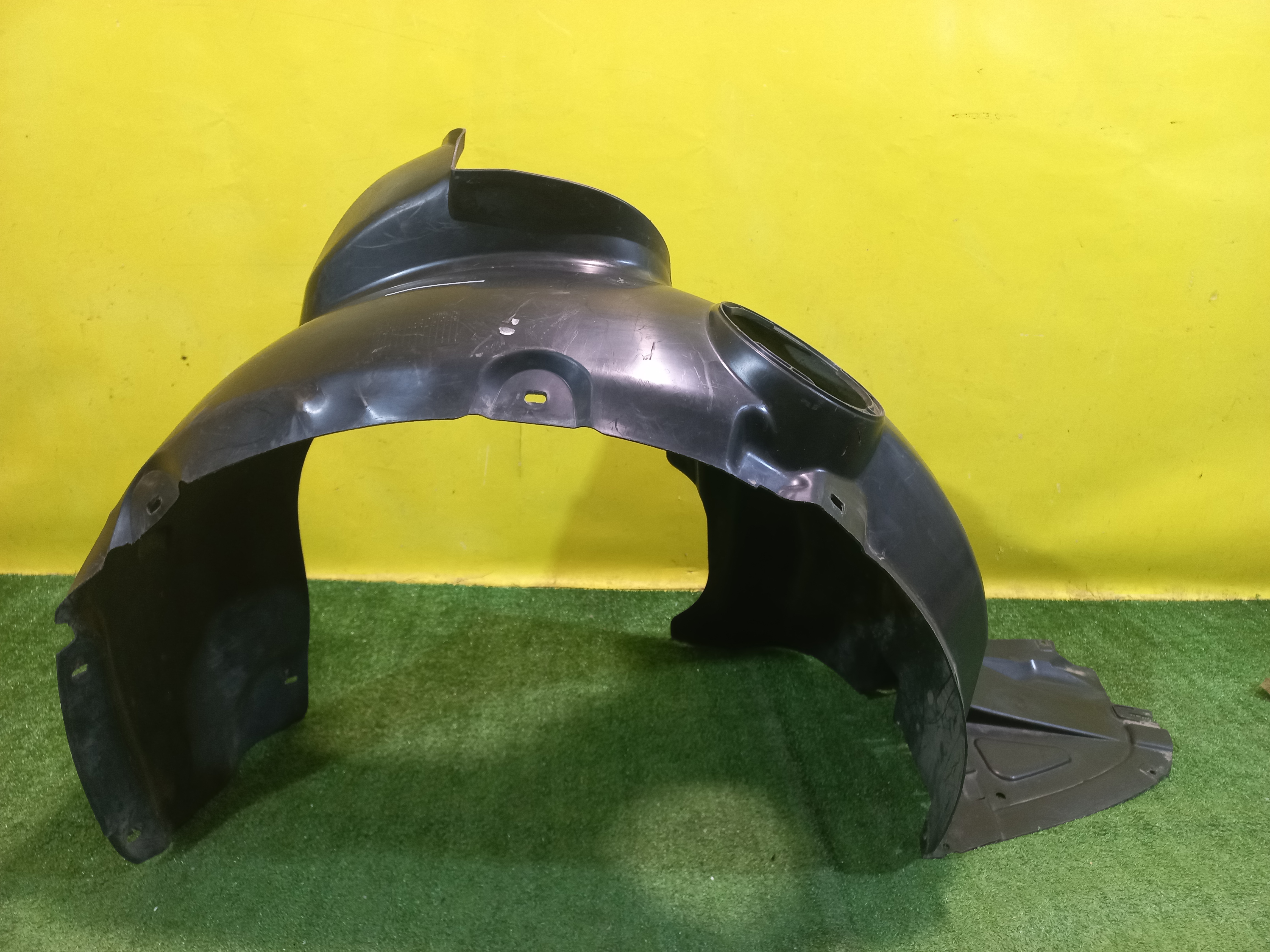 Skoda  Rapid 2019 для Локер передний правый