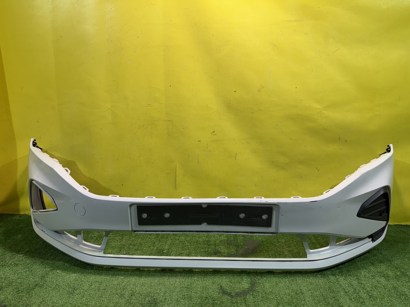 Volkswagen  Polo (Sed Rus) 2020 для Бампер передний