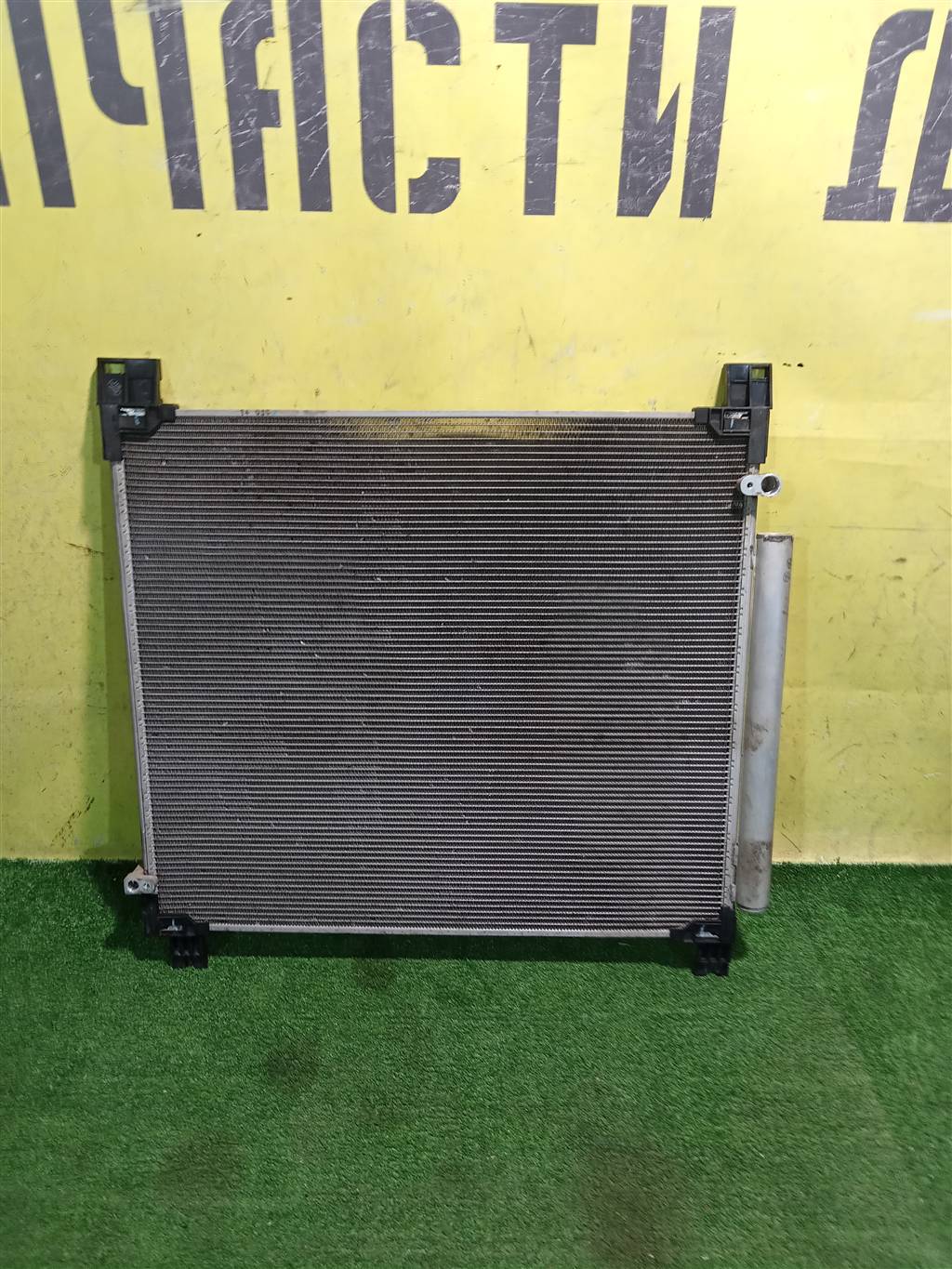 Toyota Hilux Pick Up 2015 для Радиатор кондиционера