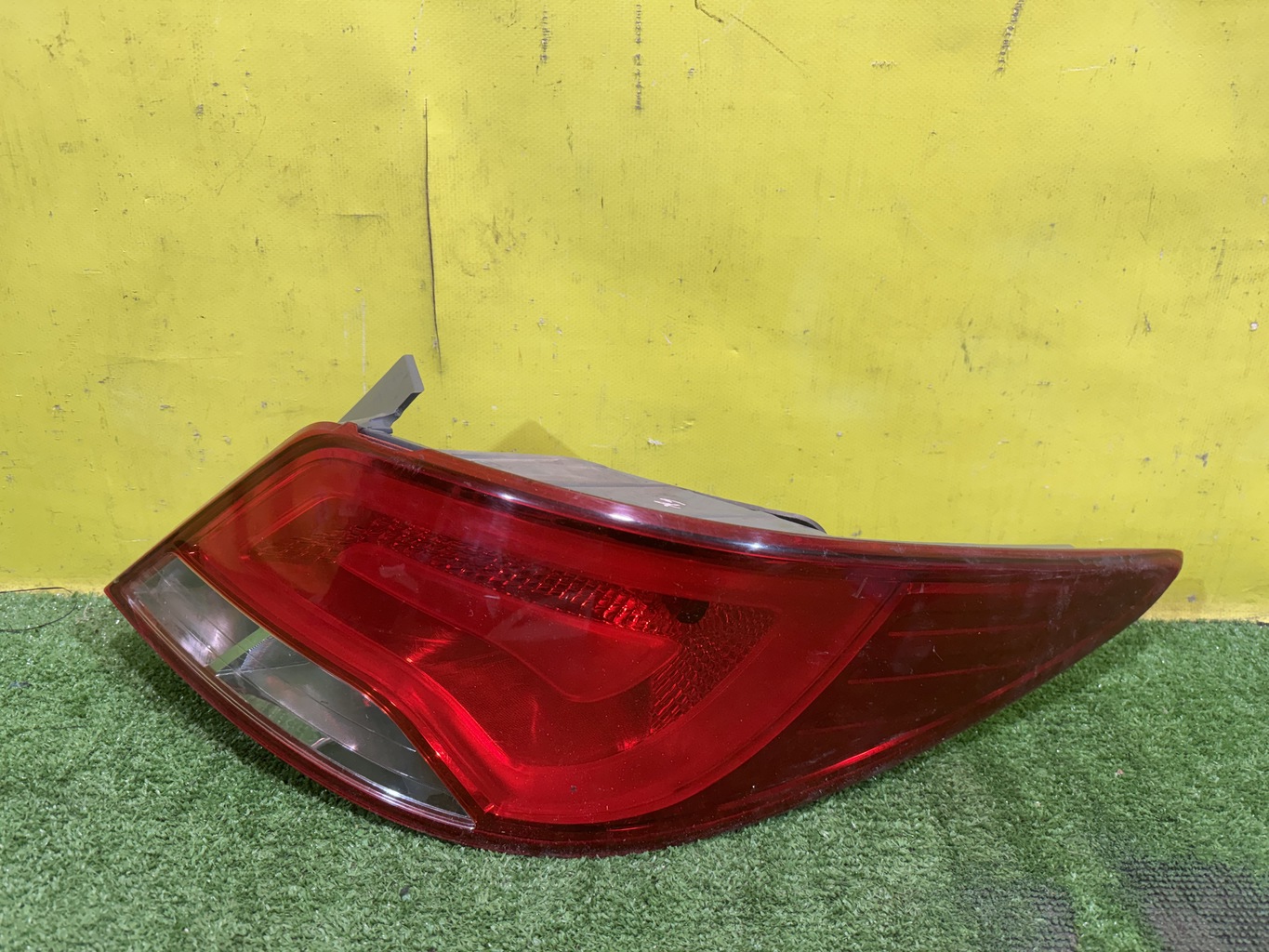Hyundai Solaris 2014 для Фонарь задний правый
