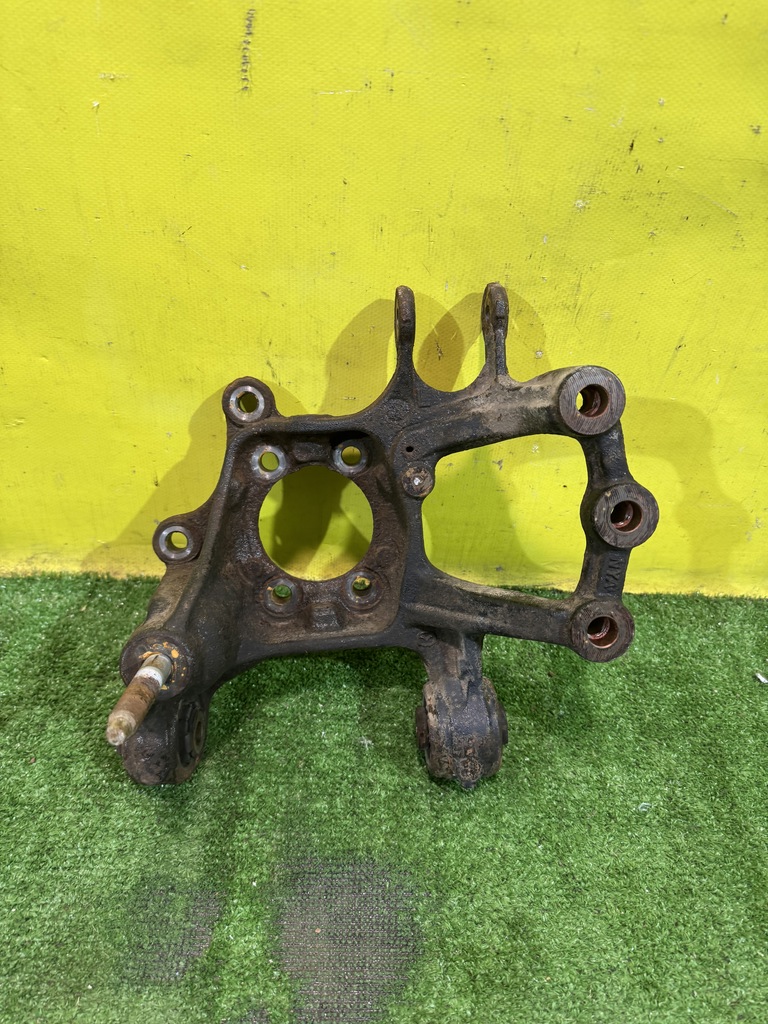 Mazda CX-5 KF 2017 для Кулак поворотный задний левый