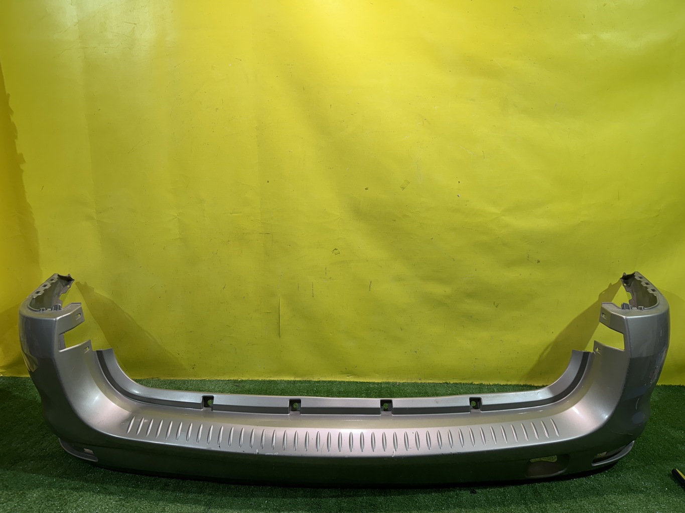 Lada Largus 2012- для Бампер задний