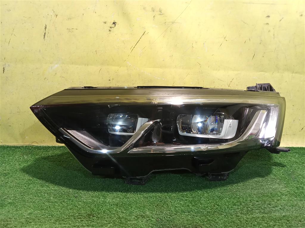 Renault Koleos 2016 для Фара левая LED