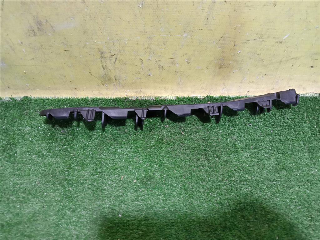 Kia K5 2019 для Кронштейн фар правый