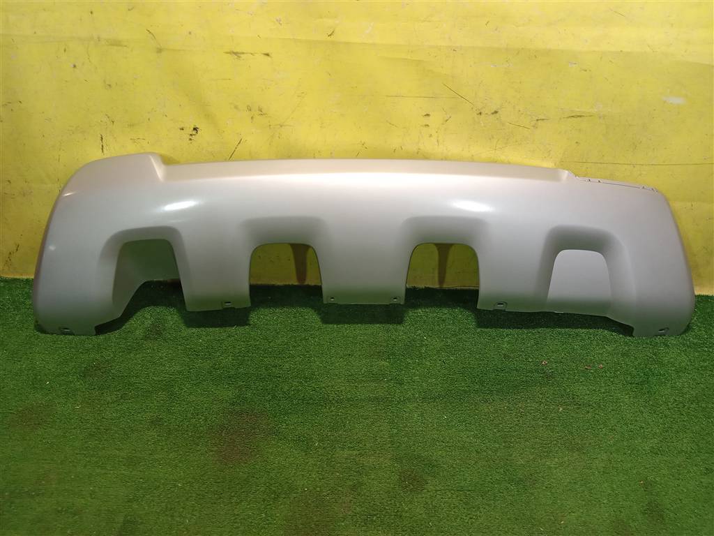 Renault Duster 2015 для Накладка заднего бампера