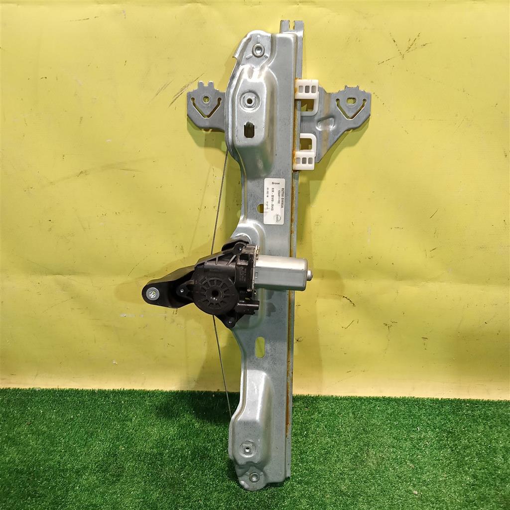 Nissan Qashqai (J11) 2014 для Стеклоподъемник электр. задний правый