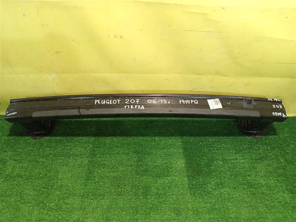 Peugeot 207 2006 для Усилитель переднего бампера